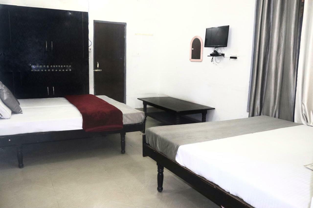 Rishikesh Stay Tapovan Zewnętrze zdjęcie